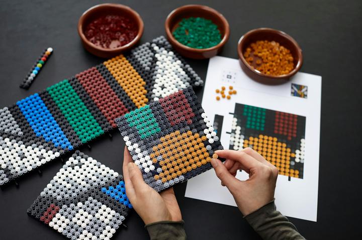 Produktbild LEGO Harry Potter Hogwarts Wappen (31201, LEGO Harry Potter)