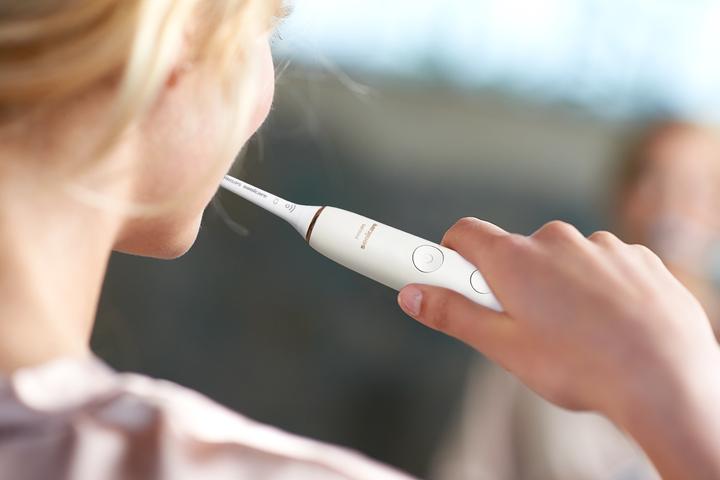 Actual product image Philips Sonicare DiamondClean 9000 (Sonic toothbrush)