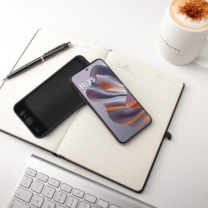 Produktbild Cadorabo Hülle für Motorola Moto Edge 50 Neo im Liquid Case Design (Motorola Edge 50 Neo)