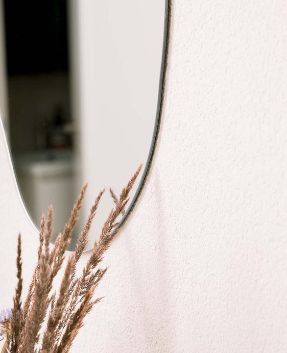 Actual product image Esmée Wave-shaped mirror (44 x 80 cm)
