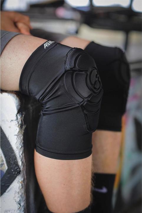 Actual product image Rekd Knee Pad Pro Gaskets 2023 (37, 39, 41, 43, 45, 47, 36 C, 44 C, 42 C, 48 C, 38 C, 40 C, 46 C, Knee pad)