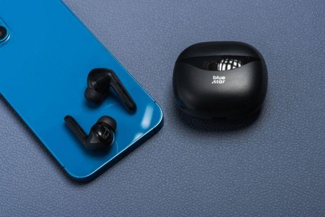 Image du produit Wired headphones Blue Star BLUE STAR wireless earphones bluetooth TWS T60 black (4.50 h, Sans fil)