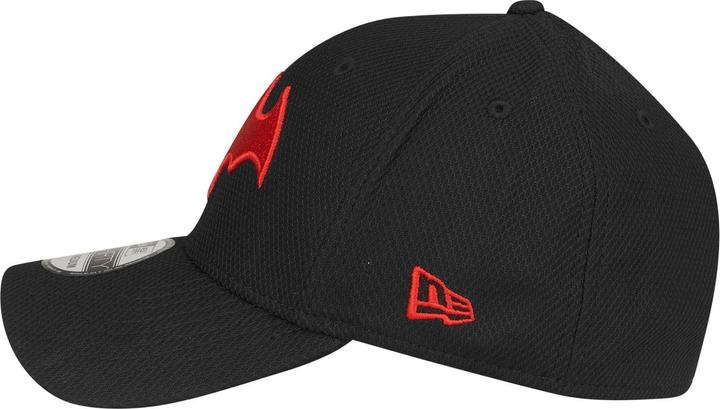 Actual product image New Era 39Thirty Stretch Diamond Tech Cap - BATMAN - L/XL (XL)
