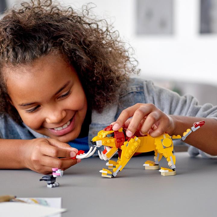 Actual product image LEGO Wild Lion (31112, LEGO Creator 3-in-1)