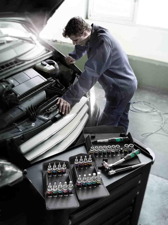 Image du produit Wera 8740 C Hf 1 (17 mm, 8 mm, 10 mm, 4 mm, 14 mm, 11 mm, 7 mm, 12 mm, 16 mm, 15 mm, 13 mm, 6 mm, 9 mm, 5 mm)