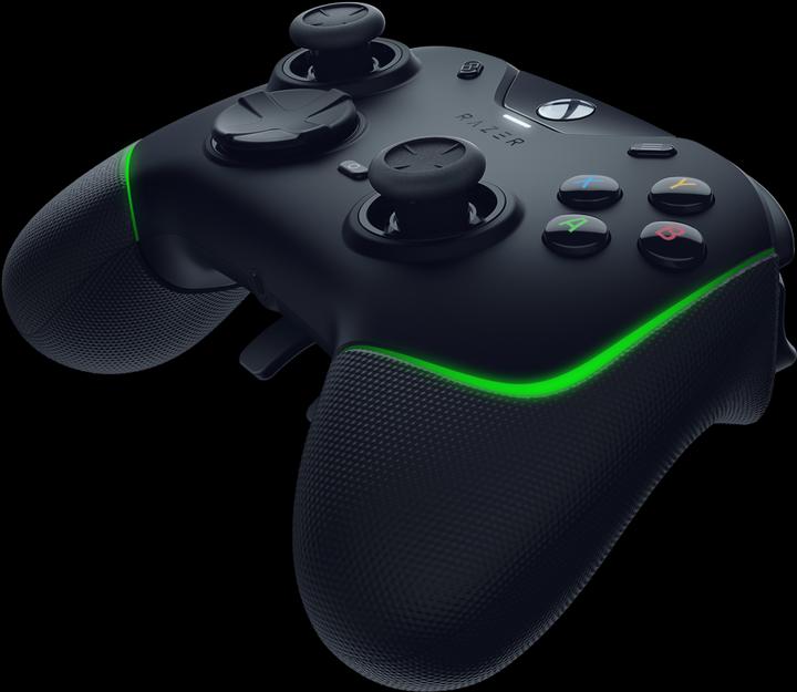 Actual product image Razer Wolverine V2 Chroma (Xbox One S, Xbox Series S, PC, Xbox One X, Xbox Series X)
