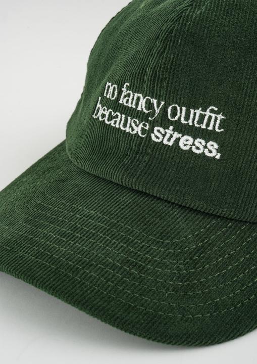Produktbild Plakativ «No Fancy Outfit» Courdroy Cap Olive