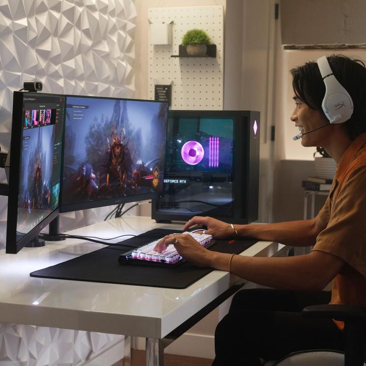 Produktbild HP Omen 25L - GT15-2100ng (Intel Core i7-14700F, 32 GB, 1000 GB, GeForce RTX 4070)