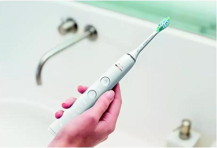 Actual product image Philips Sonicare DiamondClean 9000 (Sonic toothbrush)