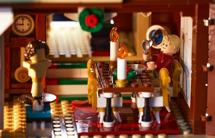 Produktbild LEGO Home Alone (21330, LEGO Ideas, LEGO Seltene Sets)