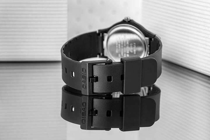 Produktbild Casio Kinderuhr LQ-24B-1BDF + BOX
