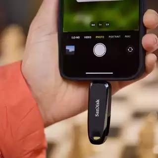 Produktbild SanDisk Phone Drive for Android (64 GB, USB-C)