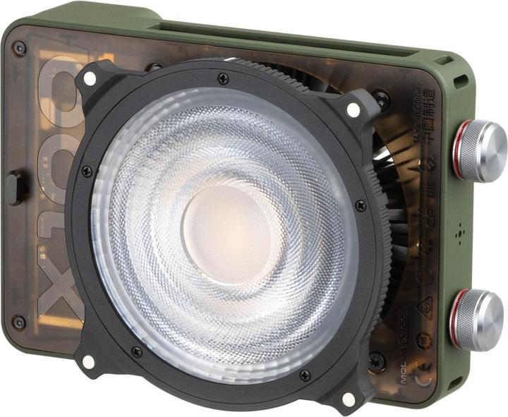 Actual product image Zhiyun MOLUS X100RGB - LED Light with EUR plug (Video light)