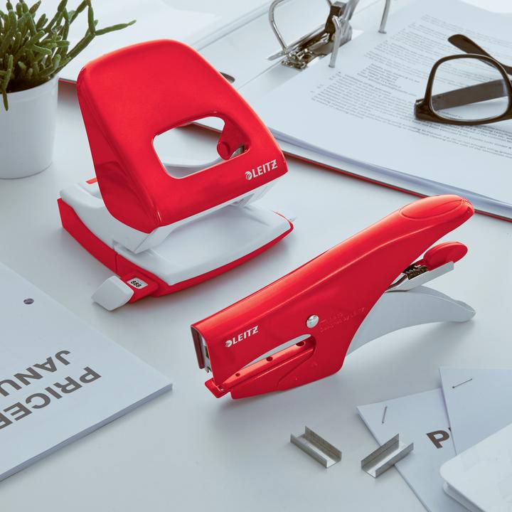 Actual product image Leitz Plier WOW (15 Sheets)