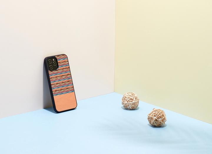 Immagine prodotto Man.Wand Custodia &WOOD per iPhone 12/12 Pro a quadretti marroni juodas (Apple iPhone 12, Realme 12 Pro+)