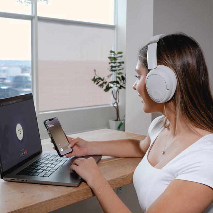 Actual product image JLab Audio JBuds Lux (ANC, 70 h, Wireless)