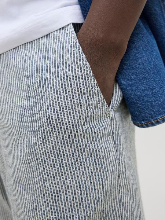 Actual product image Jack & Jones Tapered Fit Shorts Shorts (XXL)
