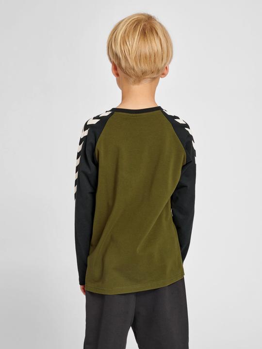 Produktbild hummel Boys T-Shirt L/S (140)