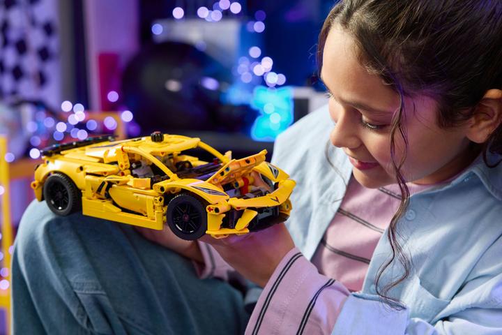Produktbild LEGO Chevrolet Corvette Stingray (42205, LEGO Technic)