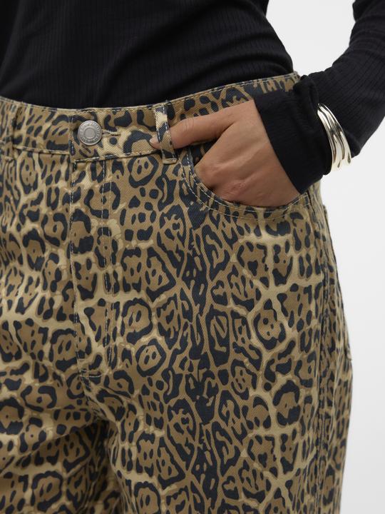 Immagine prodotto Vero Moda SNTOKEY Niedrige Taille Gerade geschnitten Jeans Straight-Fit (W31/L32)