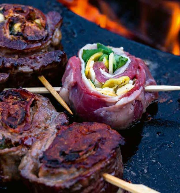 Image du produit Ring of Fire. Rezepte für den Grillring. Fleisch, Burger & Vegetarisches - Empfohlen von DMAX (Allemand, Jannik Vinke, 2020)