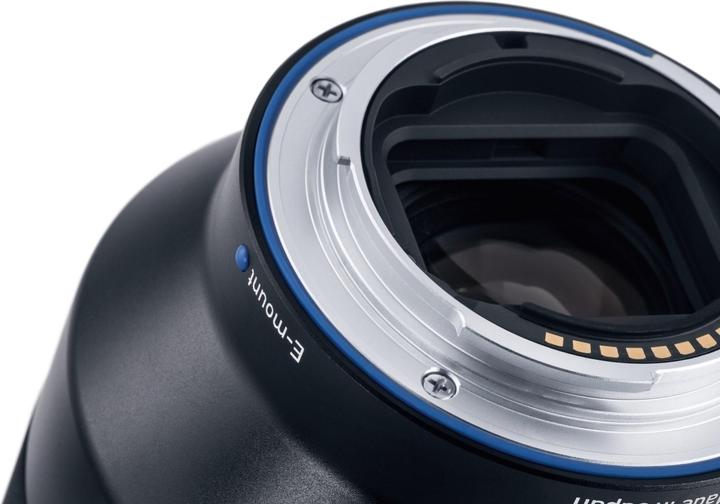 Produktbild Zeiss Batis 135mm 2.8 E-Mount Vollformat AF (Sony E, Vollformat)