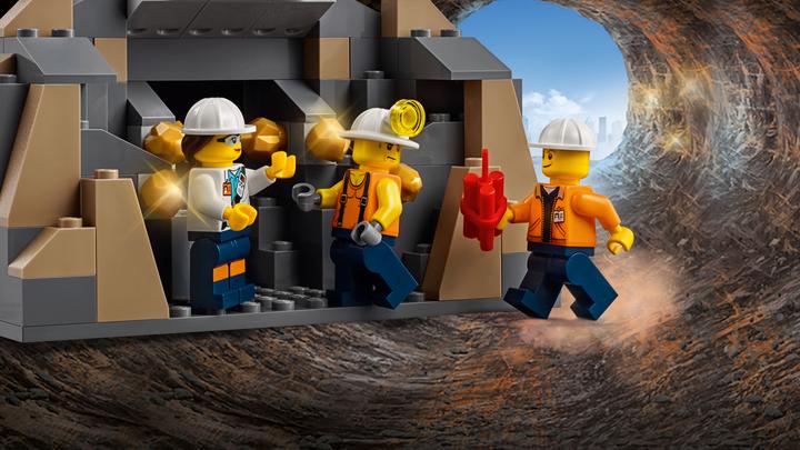Actual product image LEGO Heavy drilling equipment for mining (60186, LEGO City)