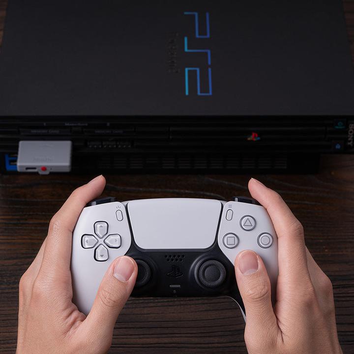 Produktbild 8bitdo Retro Receiver PS1/PS2 (PS2, Playstation Classic, PC)