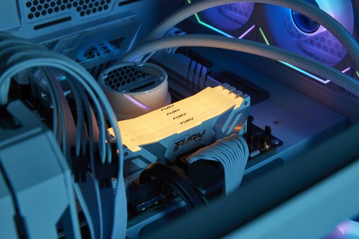 Image du produit Kingston FURY Renegade RGB (2 x 16GB, 8000 MHz, RAM DDR5, DIMM)
