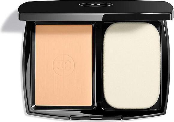 Chanel Ultra Le Teint Flawless Finish Compact Foundation (B40 Beige)