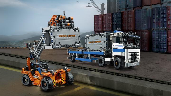 Produktbild LEGO Container-Transport (42062, LEGO Technic)