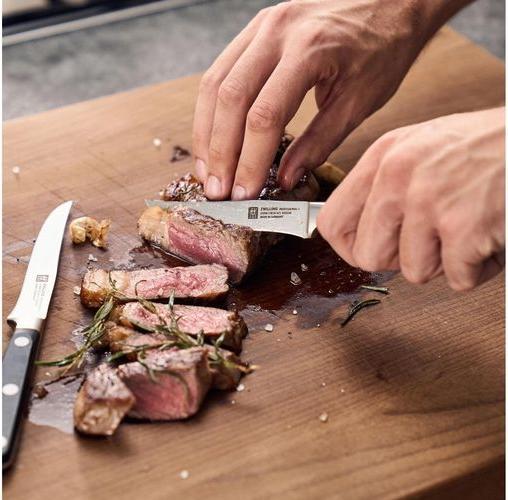 Actual product image Zwilling Professional "S" set of 4 steak knives (14 cm)
