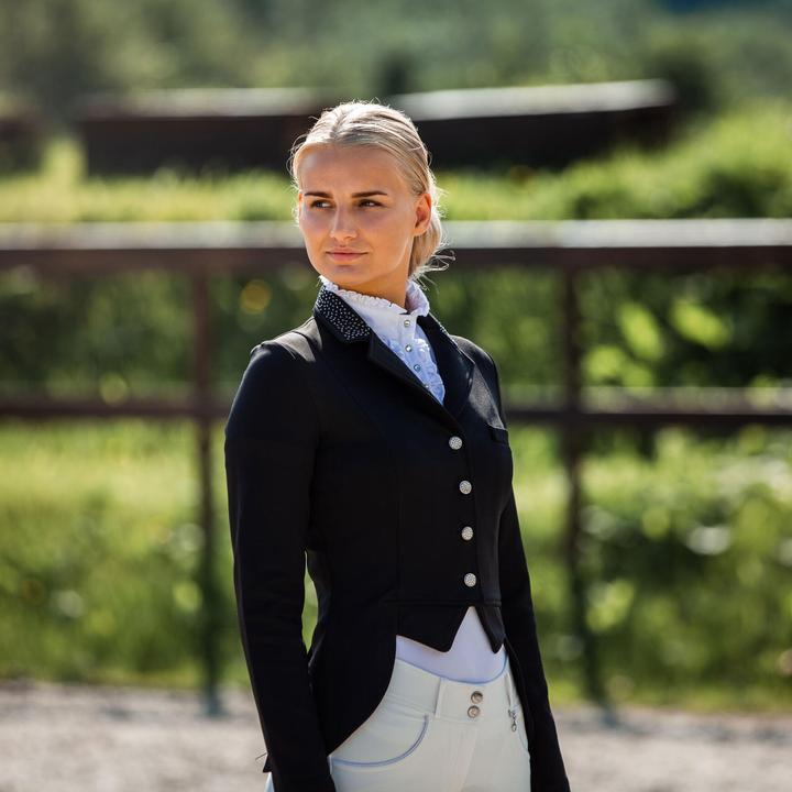 Actual product image Horze Carla (42)