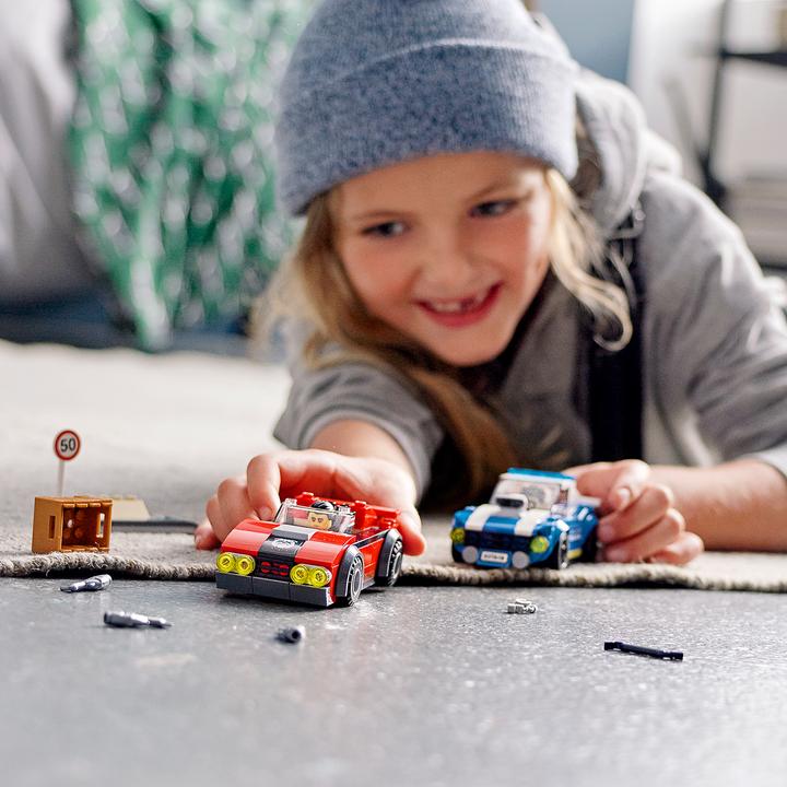 Image du produit LEGO Arrestation sur l'autoroute (60242, LEGO City)