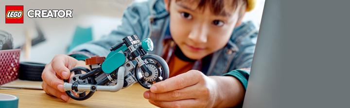 Actual product image LEGO Vintage motorbike (31135, LEGO Creator 3-in-1)