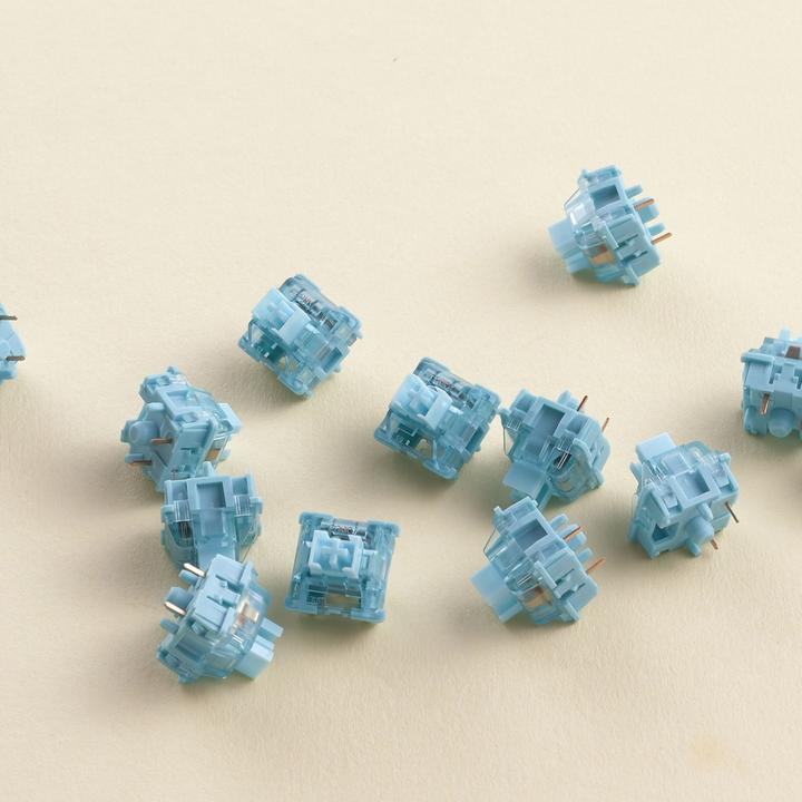 Actual product image Akko V3 Pro Cream Blue Switches
