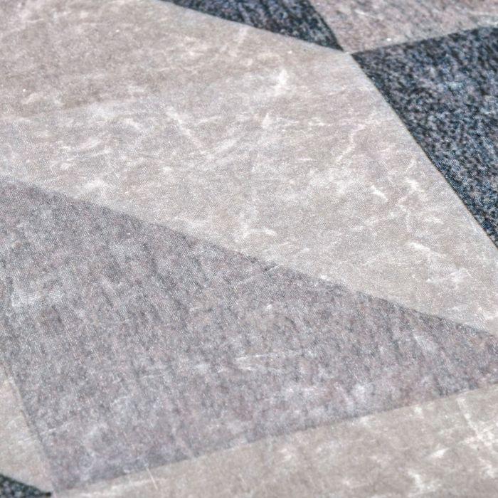 Actual product image Swisshandel24 Carpet with geometric shapes, fleece coating, 120x170cm, dark grey + light grey (170 x 120 cm)