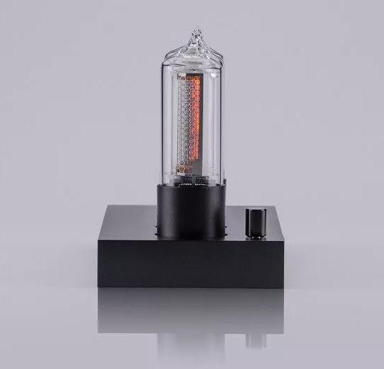 Image du produit Millclock NEU! ZIN18 Nixie-Uhr Klassiker Schwarzes Aluminiumgehäuse 4 Röhren.