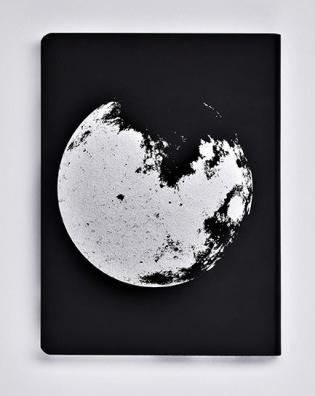 Image du produit Nuuna GRAPHIQUE - Carnet de notes Moon (A5, Pointillés, Couverture souple)