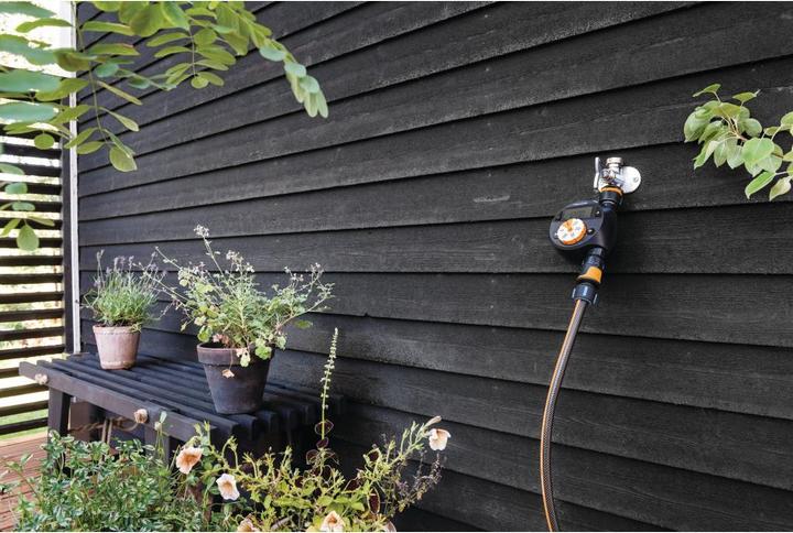 Immagine prodotto Fiskars Timer/timer con 1 uscita, Per tutte le dimensioni di rubinetto più comuni, LCD di facile lettura (Tubo di gocciolamento + tubo di gocciolamento)