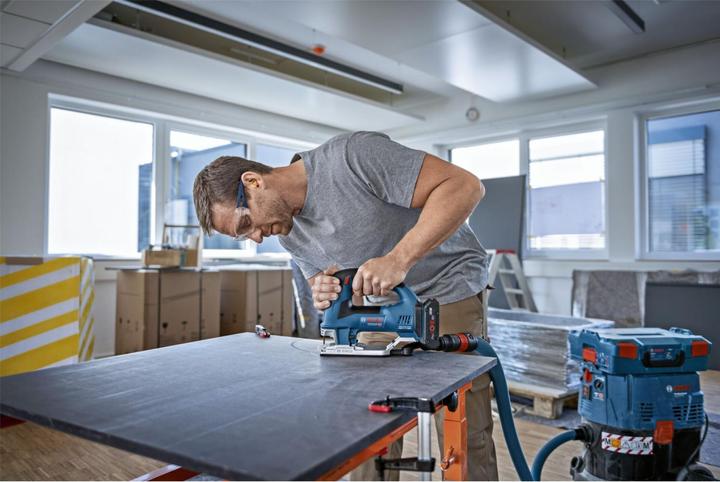 Actual product image Bosch Professional GST 18V-155 BC (solo L)