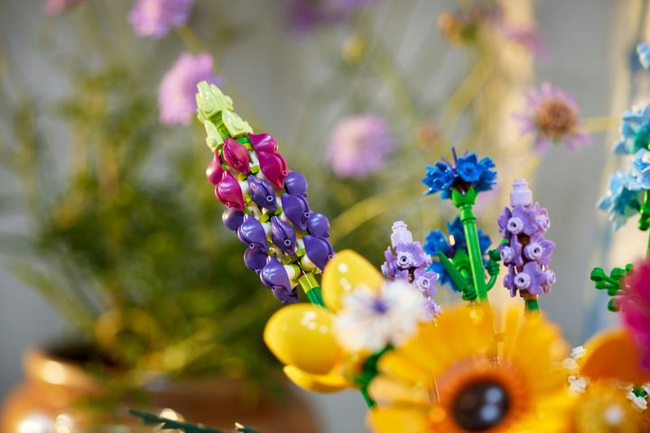 Image du produit LEGO Bouquet de fleurs sauvages (10313, LEGO Icons, LEGO Botanical)