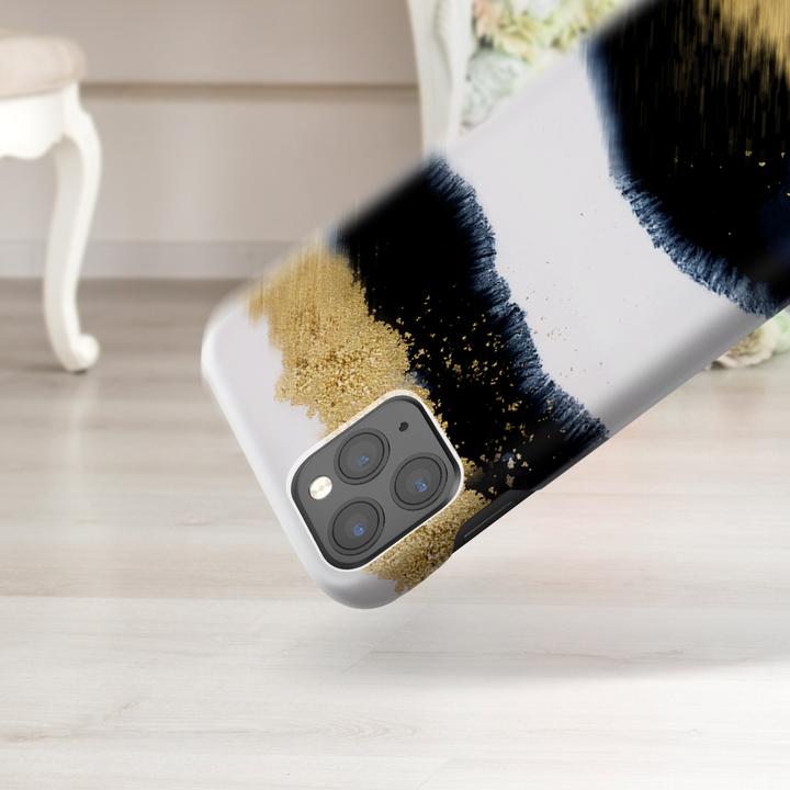 Actual product image iDeal Of Sweden Gleaming Licorice (Apple iPhone 11 Pro)