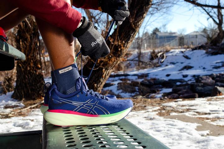 Actual product image Injinji Run Lightweight Mini-Crew (37 - 40)