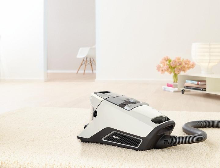 Actual product image Miele Blizzard CX1 Efficie