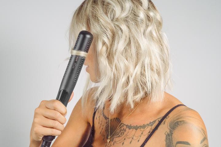 Actual product image Concept VZ6020 Hair Styling Tool Straightener Black Bronze 46 W 2 5 m (Straightening iron)