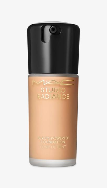 Actual product image MAC Cosmetics M.A.C. Studio Rad Serum Pow Fond de Teint NW22 (No. NW22)