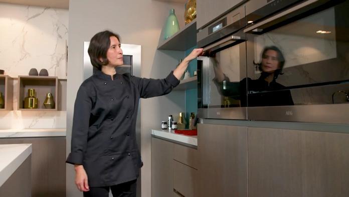 Actual product image AEG STOOMOVEN BSE682020M