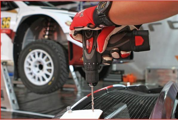 Actual product image KS Tools Cordless drill-screwdriver, 24Nm, 1,870 rpm 10.8V, with 2 batteries and 1 charger (Rechargeable battery operated)