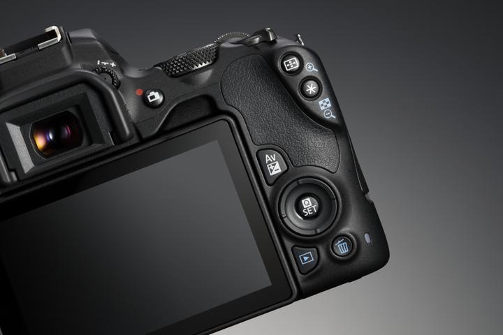 Image du produit Canon Kit EOS 200D (18 - 55 mm, 24.20 Mpx, APS-C / DX)